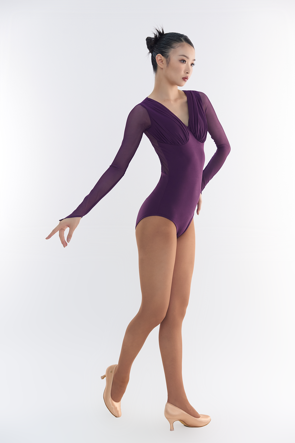 DANCE QUEEN 565-2 V-neck ruffle long sleeve leotard