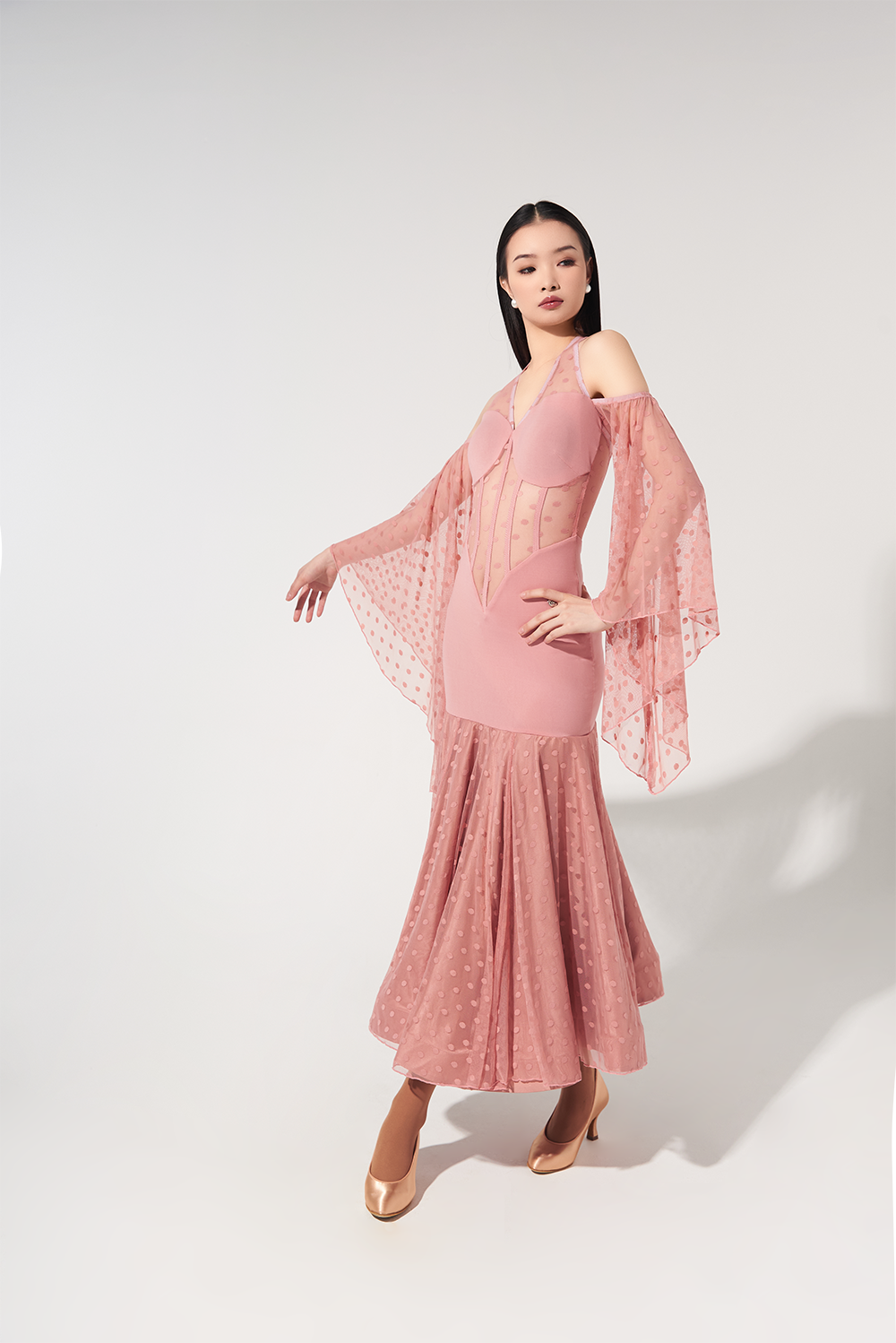 pink polka dot off the shoulder dress ELLIATT Sola Georgette Polka Dot Off-The-Shoulder Mini Dress, Womens, S, Pink