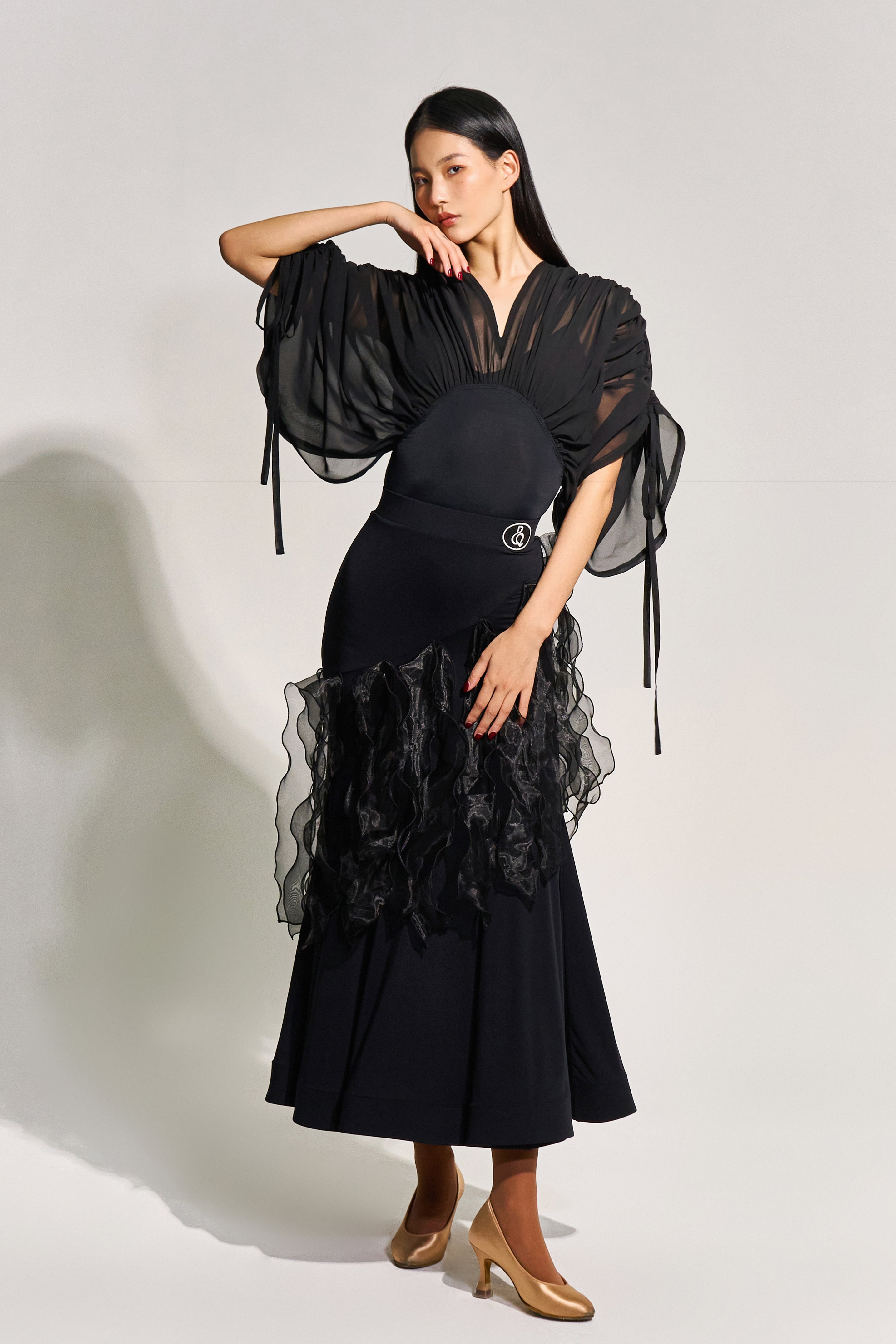 DANCE QUEEN✨レオタードのみ On Sale DANCE QUEEN 999-1 Black Off Shoulder Lace Short
