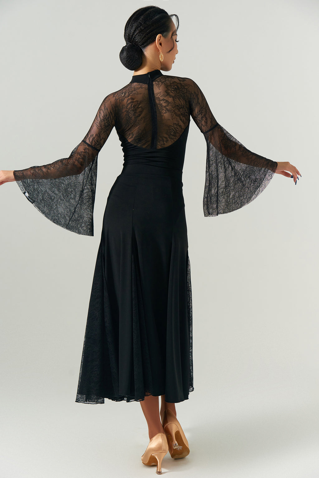 DQ393-2 Essential Lace Godet Skirt
