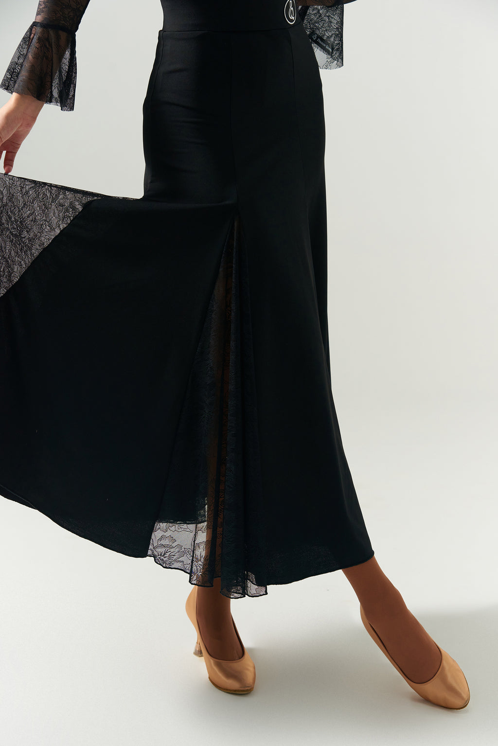 DQ393-2 Essential Lace Godet Skirt