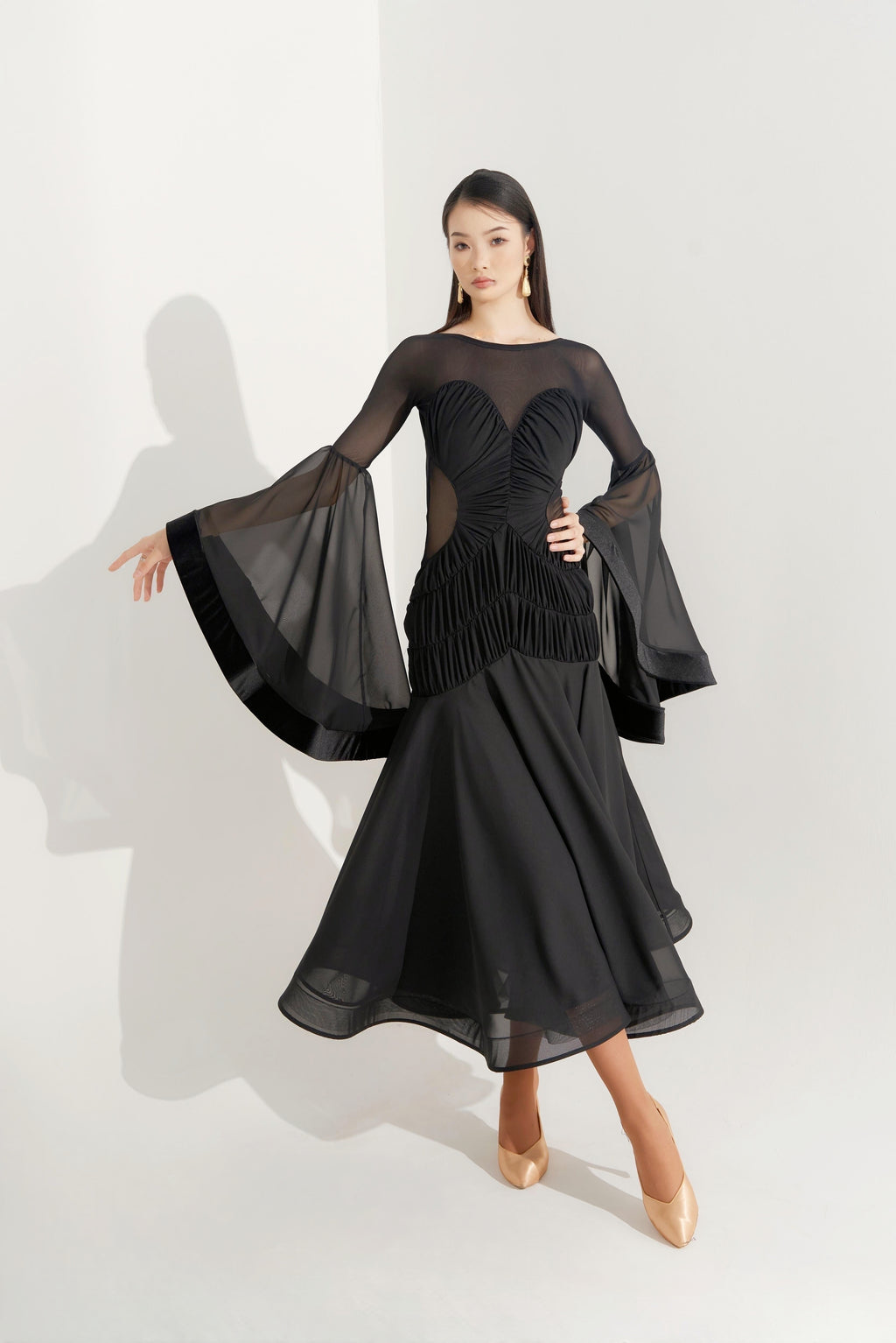DQ-538 Tailor-Made Flowing Flared Sleeve Cinched Waist Godet Dress