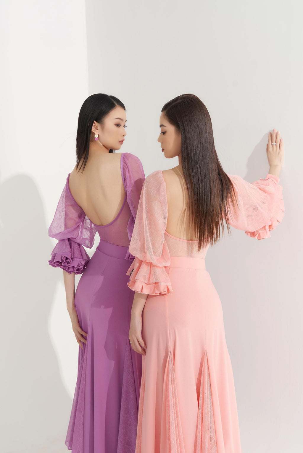 DQ433-3 Dopamine Series-Ruffle Sleeve Flared Sheer Leotard