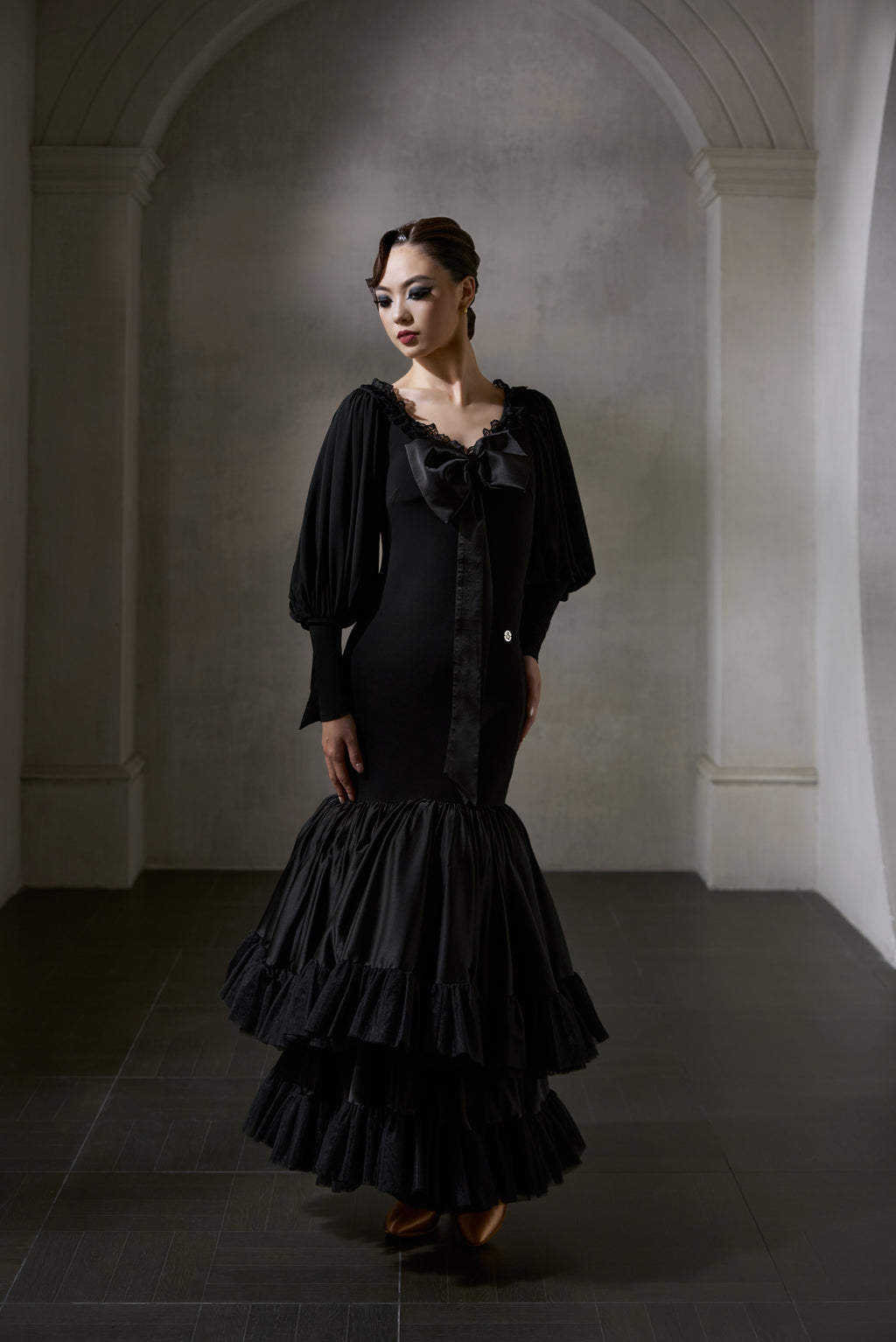 DANCE QUEEN 1036 Black Bow  Haute Couture Classic Cake skirt Customized Dress
