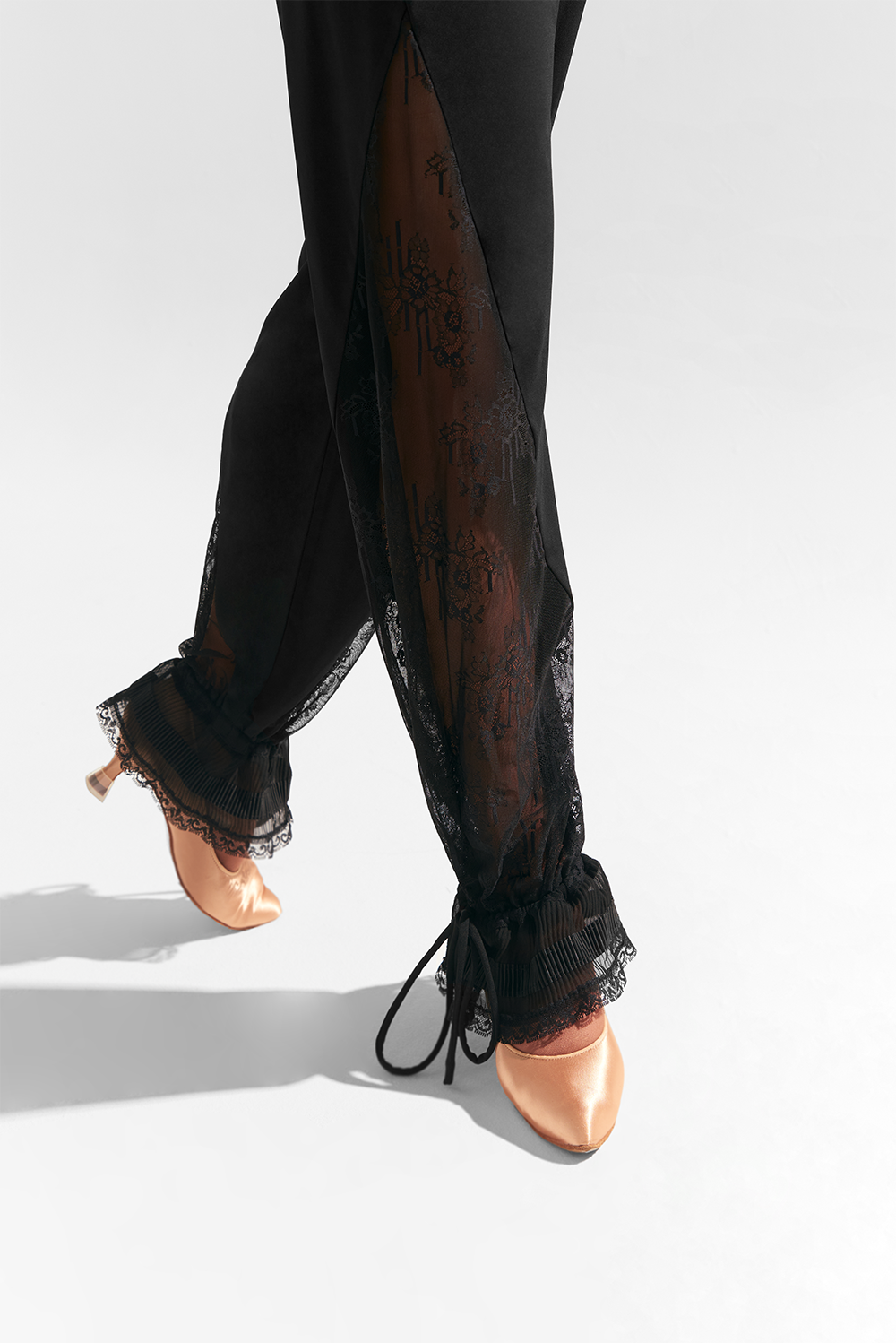 DANCE QUEEN 785 Hollow Lace Elastic Waist Band Trousers