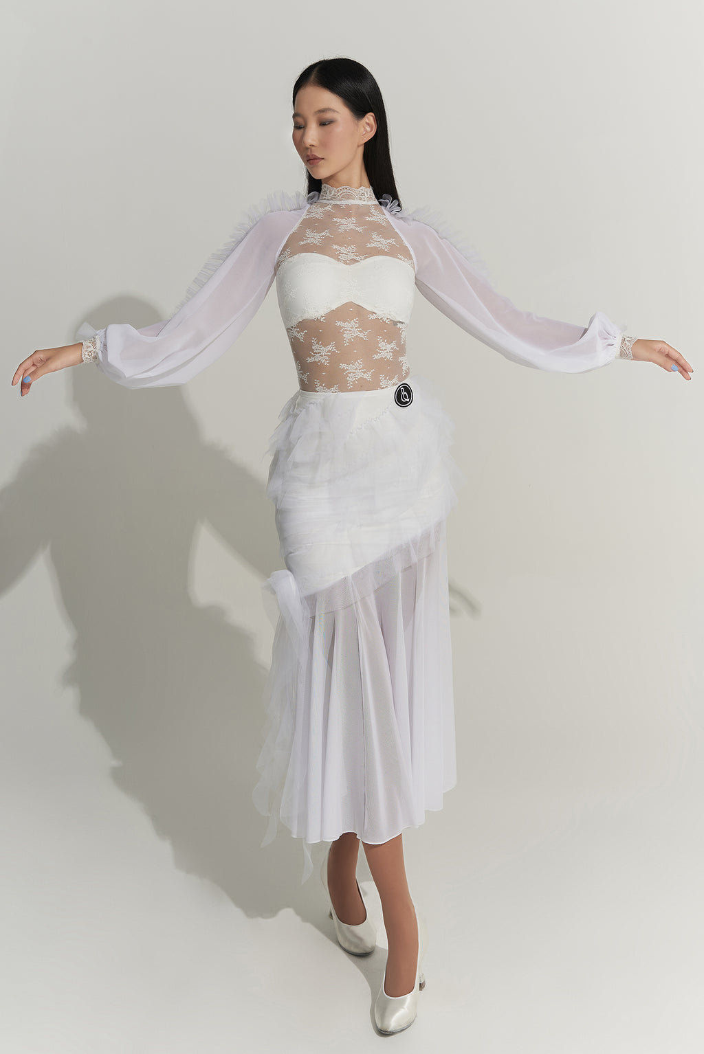 DANCE QUEEN 1012-2 White lace Lantern Sleeve Stylish Ballroom Practice Leotard
