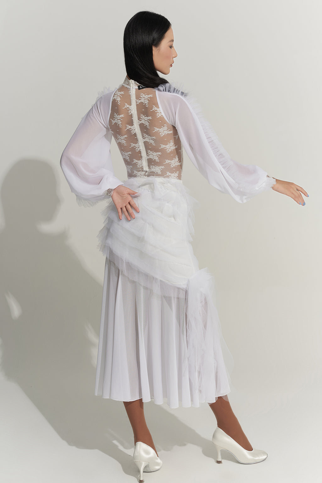 DANCE QUEEN 1012-2 White lace Lantern Sleeve Stylish Ballroom Practice Leotard