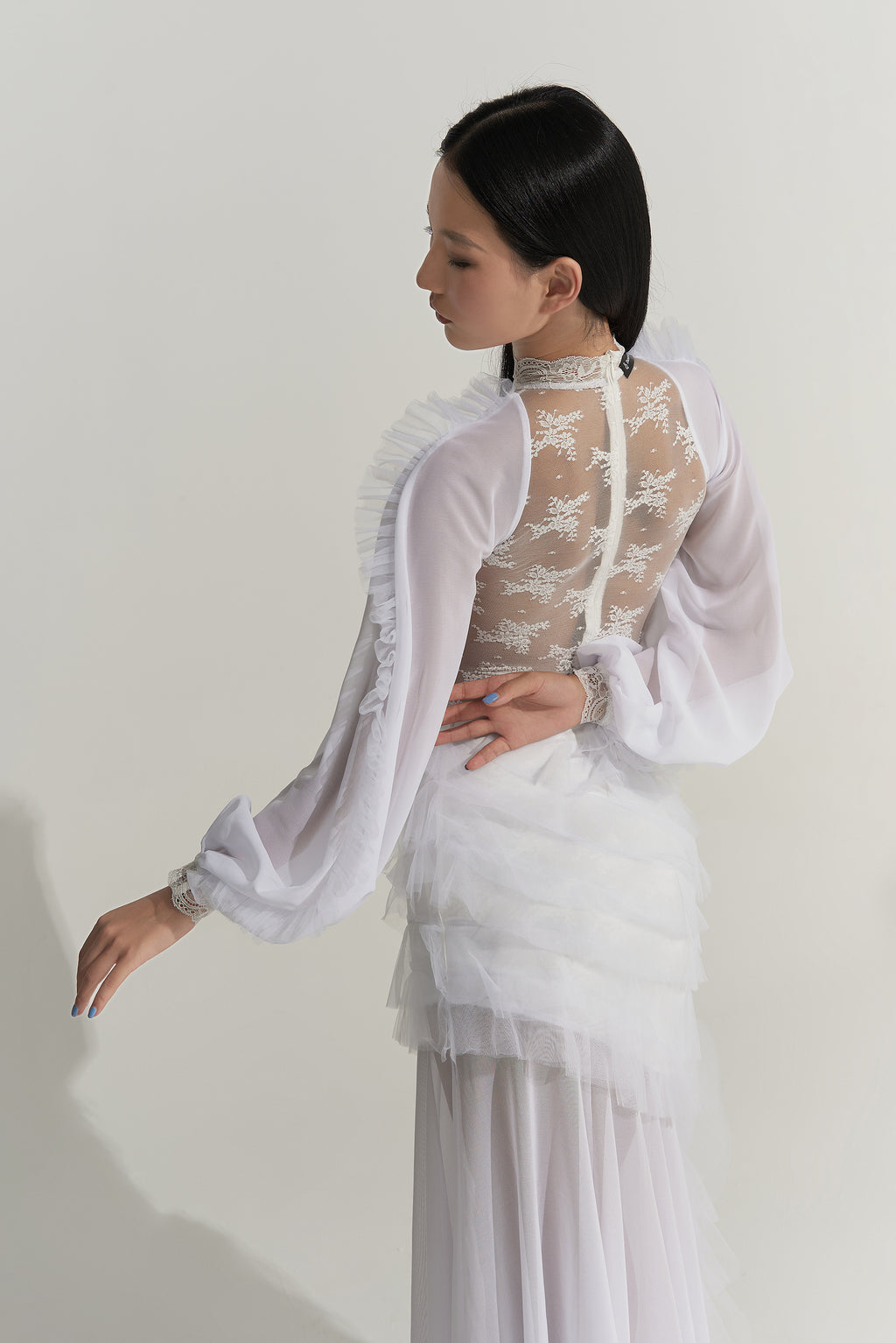DANCE QUEEN 1012-2 White lace Lantern Sleeve Stylish Ballroom Practice Leotard