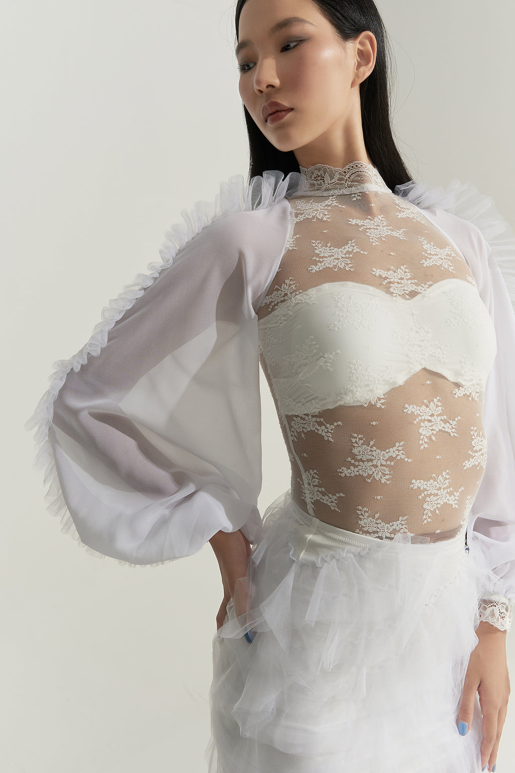DANCE QUEEN 1012-2 White lace Lantern Sleeve Stylish Ballroom Practice Leotard