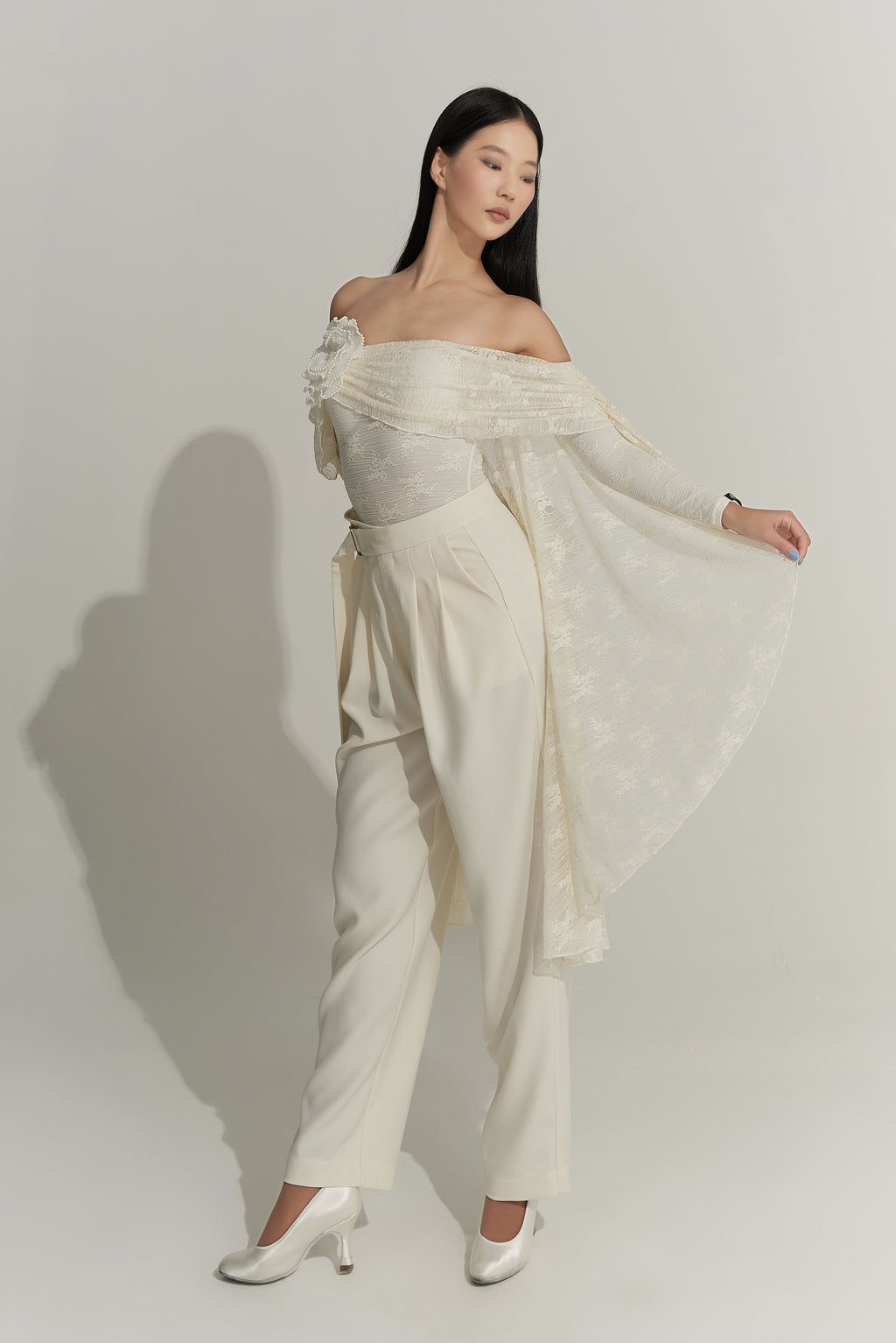 DANCE QUEEN 925-4 Cream Limited Lace Flower Off Shoulder Ballroom Practice Leotard
