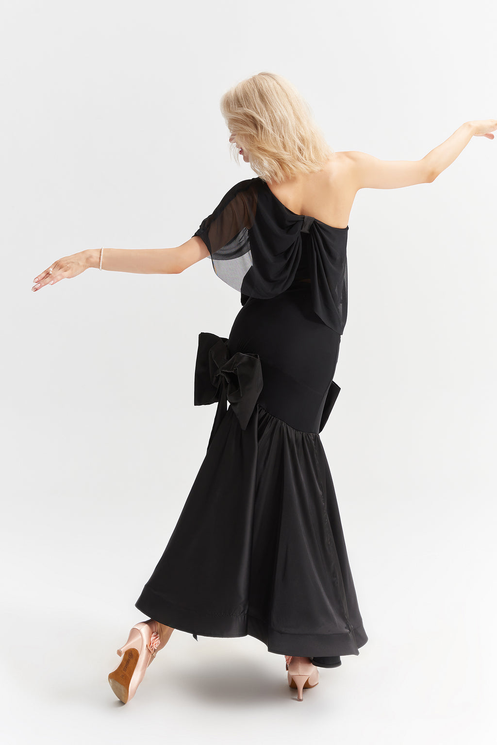 DANCE QUEEN 1027 Black Lace Haute Couture Classic Dress