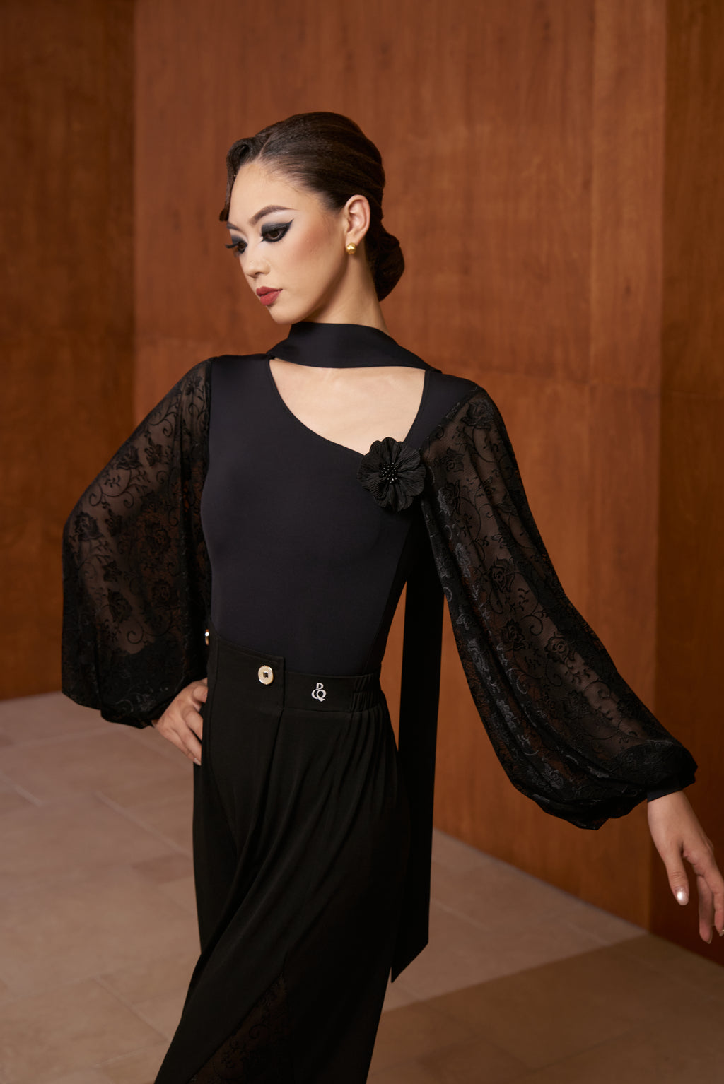 DANCE QUEEN 808-5 Black Hollow Flower Lantern Lace Sleeve Dancing Ballroom Leotard