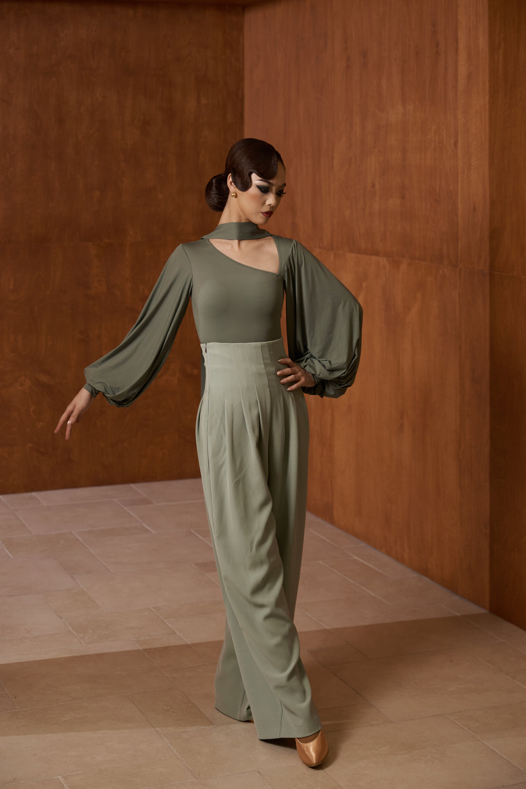 DANCE QUEEN 808-4 Forest Lantern Sleeve Dancing Ballroom Leotard