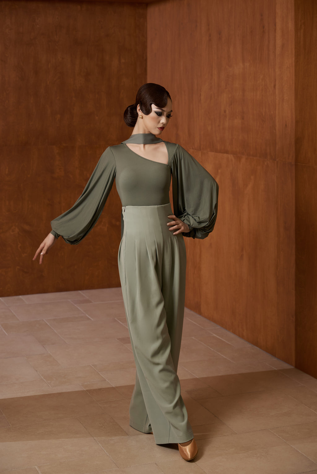 DANCE QUEEN 808-4 Forest Lantern Sleeve Dancing Ballroom Leotard