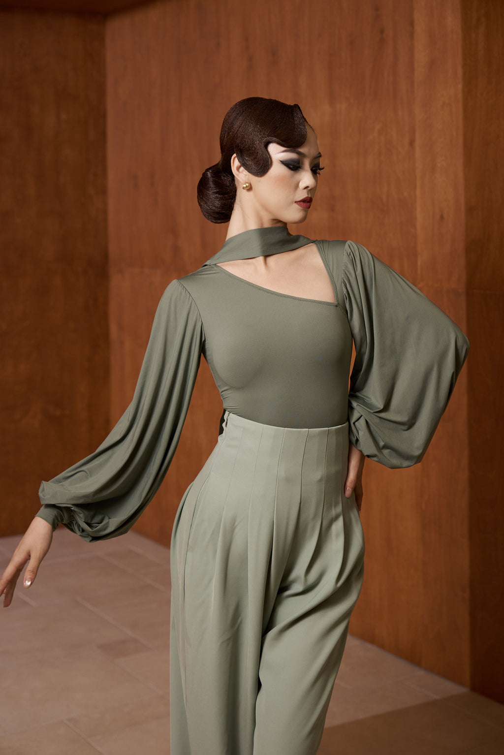 DANCE QUEEN 808-4 Forest Lantern Sleeve Dancing Ballroom Leotard