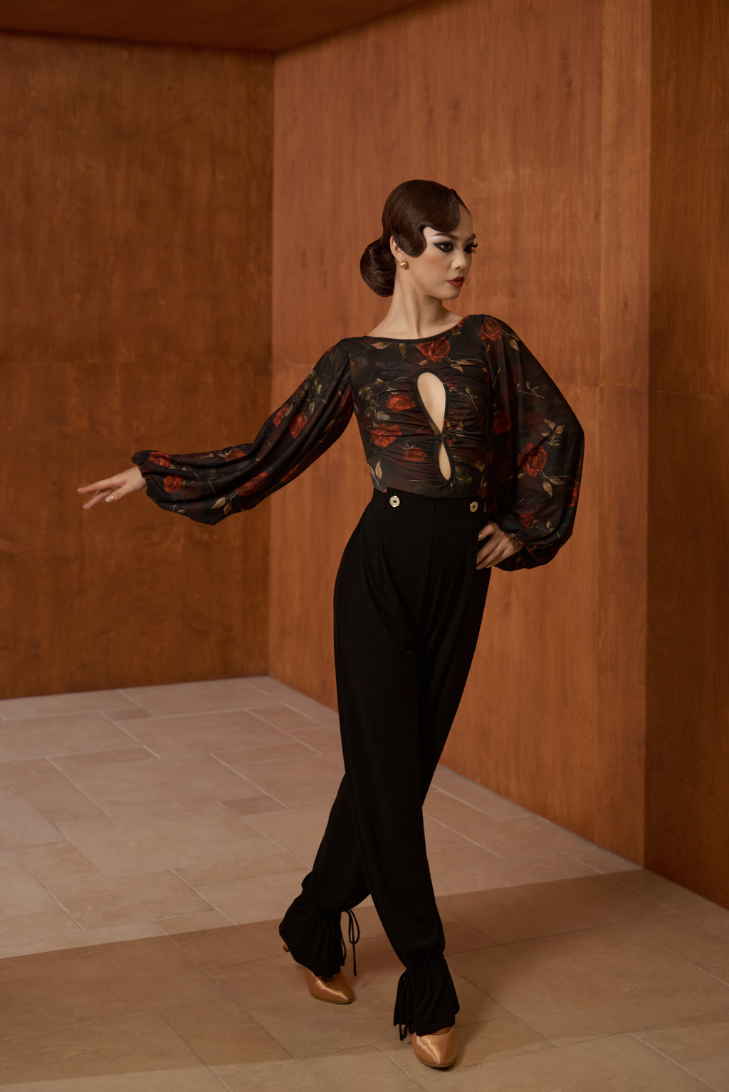 DANCE QUEEN 661-3 Boat Neck Hollow Rose Print Lantern Sleeve Dancing Ballroom Leotard