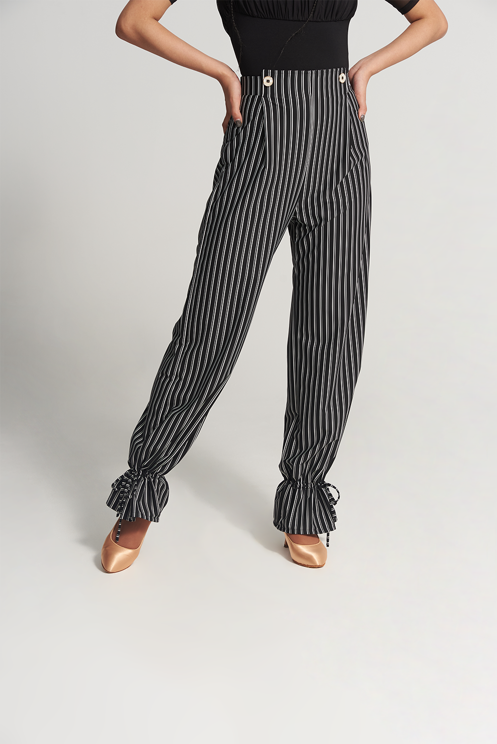 DANCE QUEEN 266-12 Training Trouser, designed for the ultimate dance experience. These trousers feature a sleek, black stripe down the side, adding a touch of sophistication to your look.