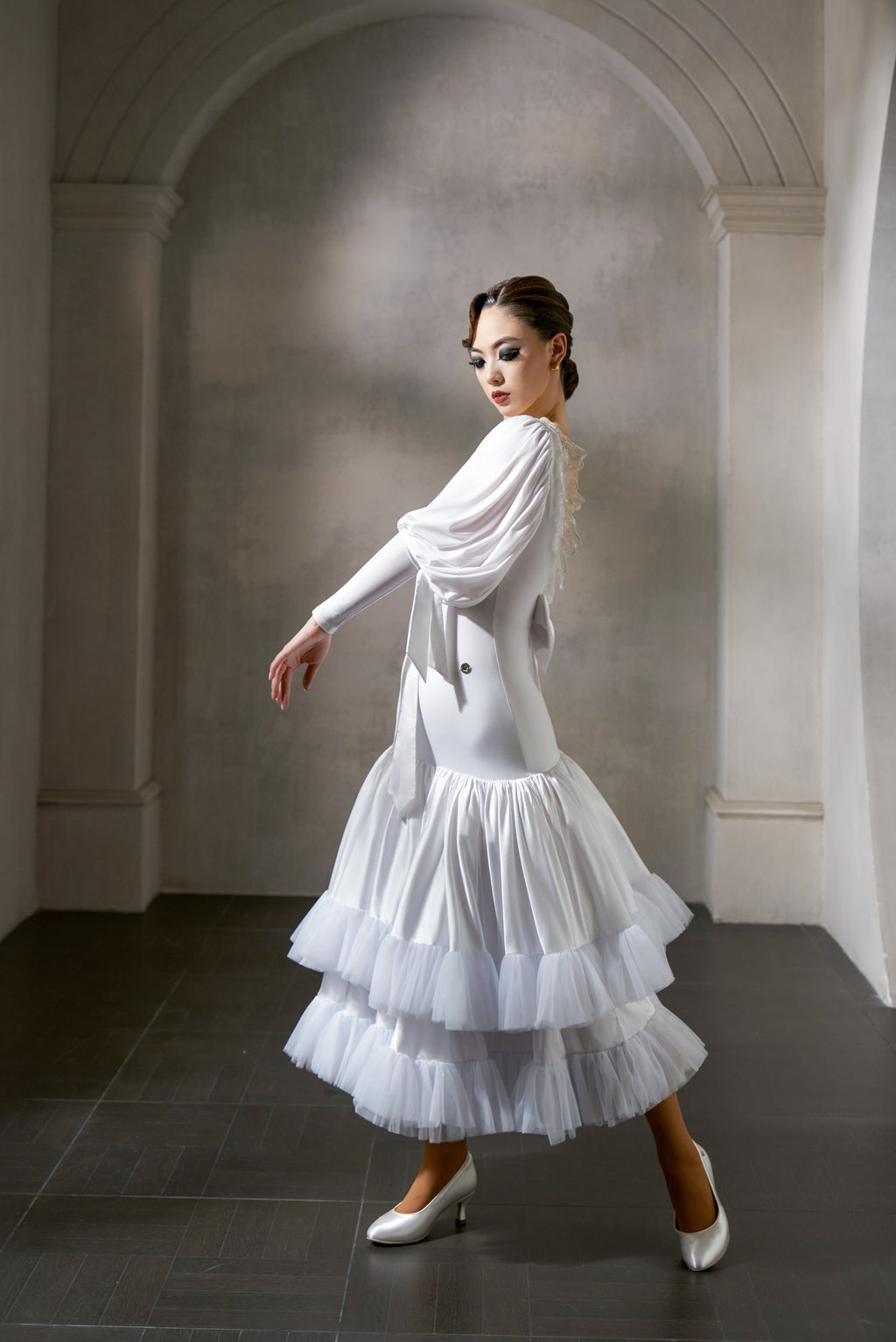 DANCE QUEEN 1036-2 White Bow  Haute Couture Classic Cake skirt Customized Dress