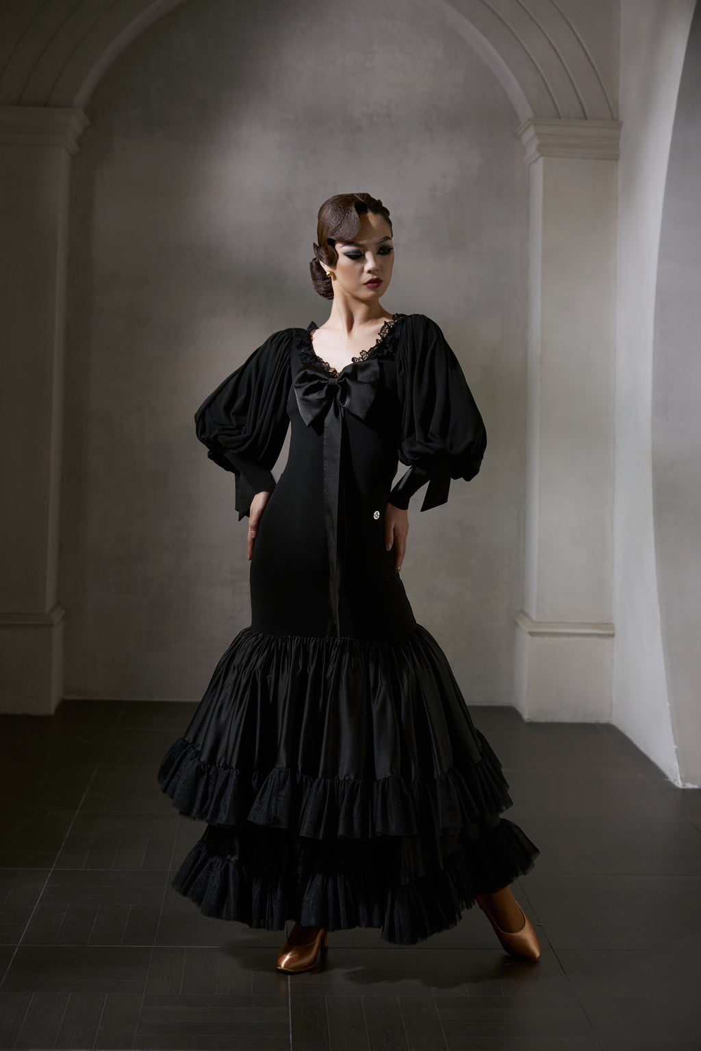 DANCE QUEEN 1036 Black Bow  Haute Couture Classic Cake skirt Customized Dress