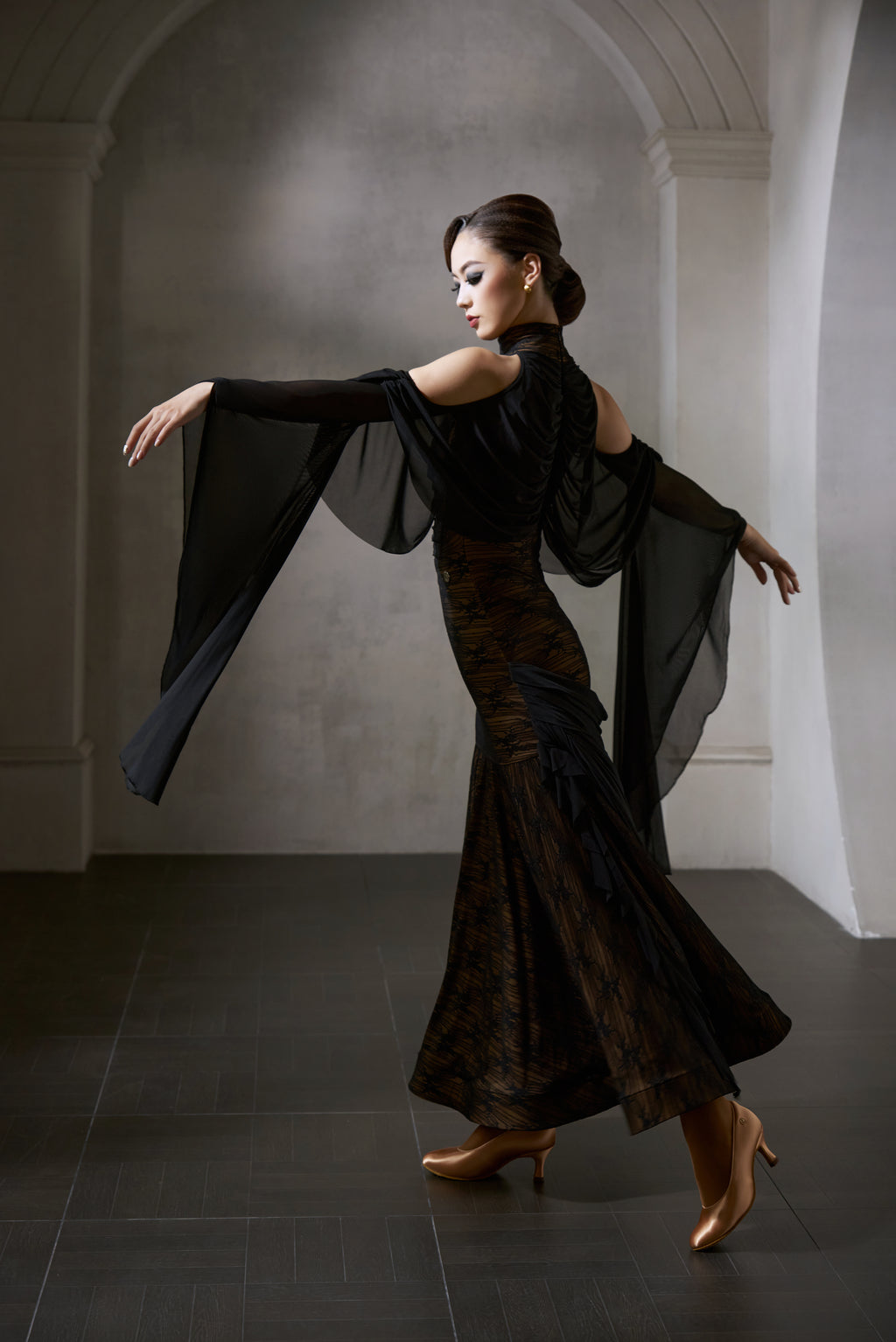 DANCE QUEEN 1041 Black Lace Haute Couture Classic Dress