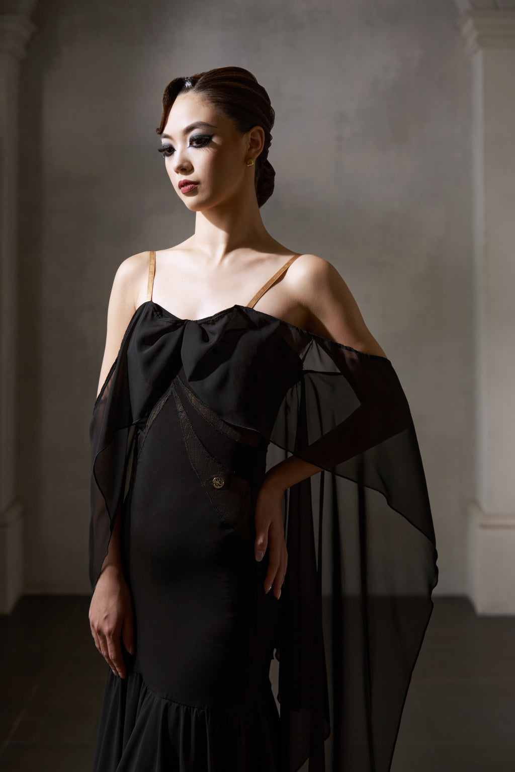 DANCE QUEEN 1037 Black Lace Haute Couture Classic Dress
